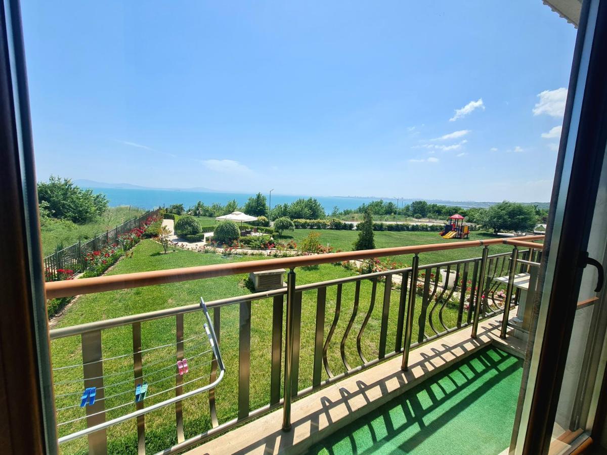 Sea Panorama Apartment - Diamond Beach Sarafovo 부르가스 외부 사진